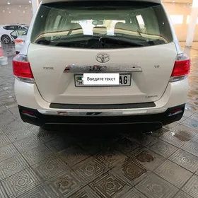 Toyota Highlander 2011