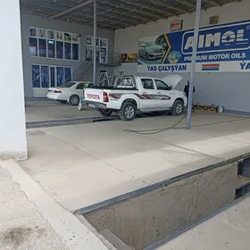 Ýag çalyşýan ussa gerek