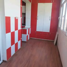 Продаю квартиру 3й микрорайон