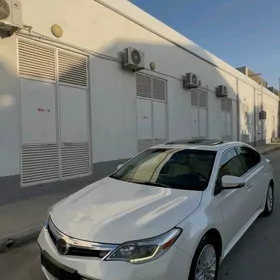 Toyota Avalon 2013