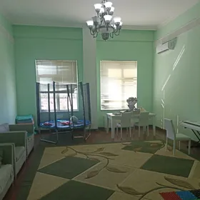 Sowetskiy elitka 3 komnat