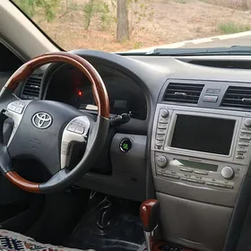 Toyota Camry 2011