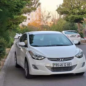 Hyundai Elantra 2013