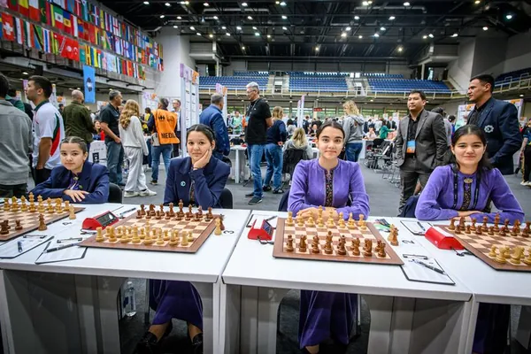 Küşt boýunça Türkmenistanyň zenanlar ýygyndysy taryhda ilkinji gezek FIDE-niň reýtinginde ilkinji 50-lige girdi