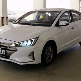 Hyundai Elantra 2019