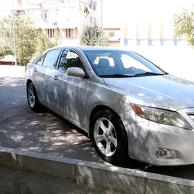 Toyota Camry 2011