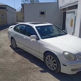 Lexus GS 2000