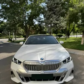 BMW 5 Series 2024
