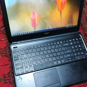 Acer noutbuk Celeron