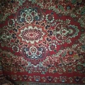 шерстяной ковер