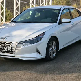 Hyundai Elantra 2021