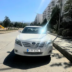 Toyota Camry 2011