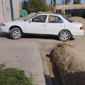 Toyota Camry 1992
