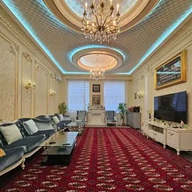 Подвойская 4КОМ ЕВРО 220м2 3ЭТ