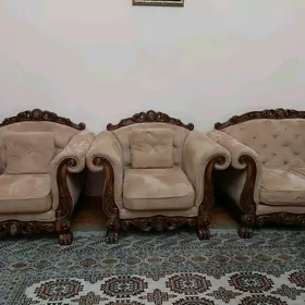 Diwan 4 lik
