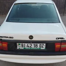 Opel Vectra 1992