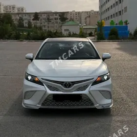 Toyota Camry 2020