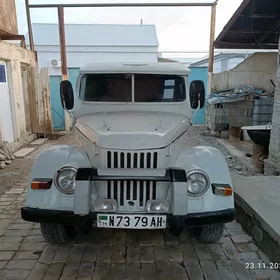 UAZ 469 1990