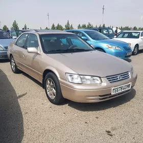 Toyota Camry 1998