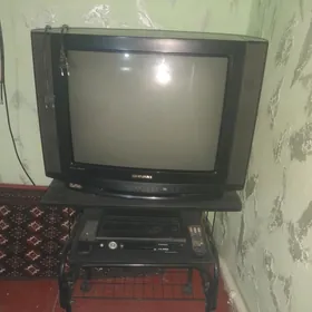 Telewizor we tuneri pastawkasy