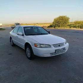 Toyota Camry 1999
