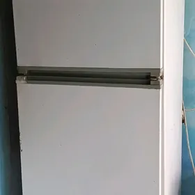 холодильник и корпуса