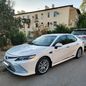 Toyota Camry 2020
