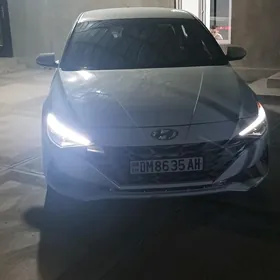 Hyundai Elantra 2021