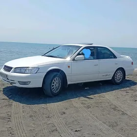 Toyota Camry 2000