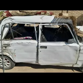 Lada 2107 2001