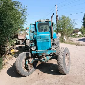 MTZ T-28 1981