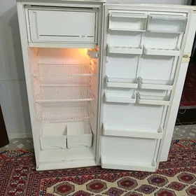 Holodilnik_Холодильник