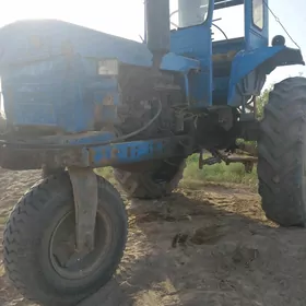 MTZ T-28 2000