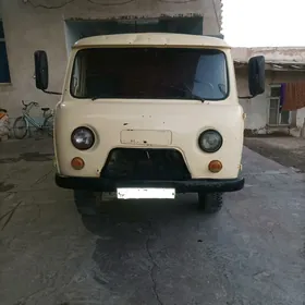UAZ 452 1988