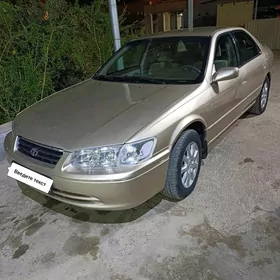 Toyota Camry 1998