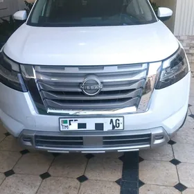 Nissan Pathfinder 2022