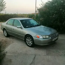 Toyota Camry 2002