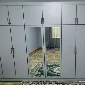  MEBEL  GARNATUR 