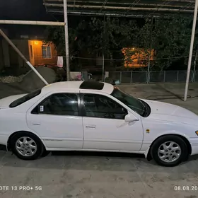 Toyota Camry 1997