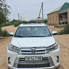 Toyota Highlander 2018