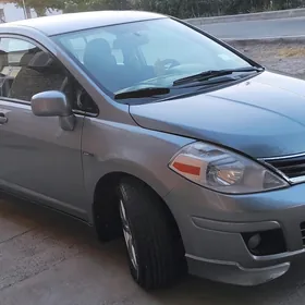 Nissan Versa 2010