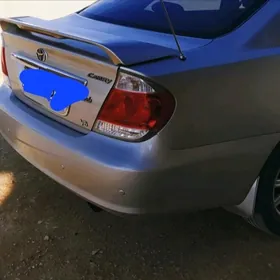 Toyota Camry 2004