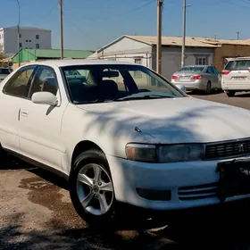 Toyota Cresta 1992