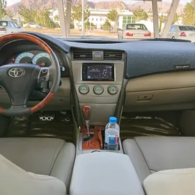 Toyota Camry 2011