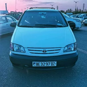 Toyota Sienna 2002