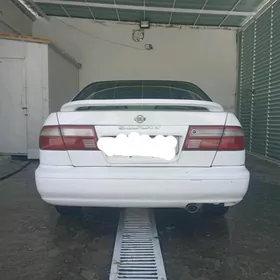 Nissan Sunny 1998