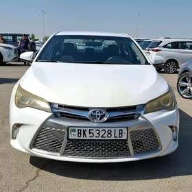 Toyota Camry 2016