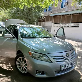 Toyota Camry 2011