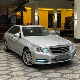 Mercedes-Benz E350 2011