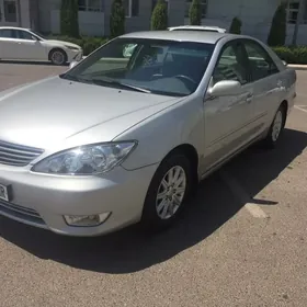 Toyota Camry 2003